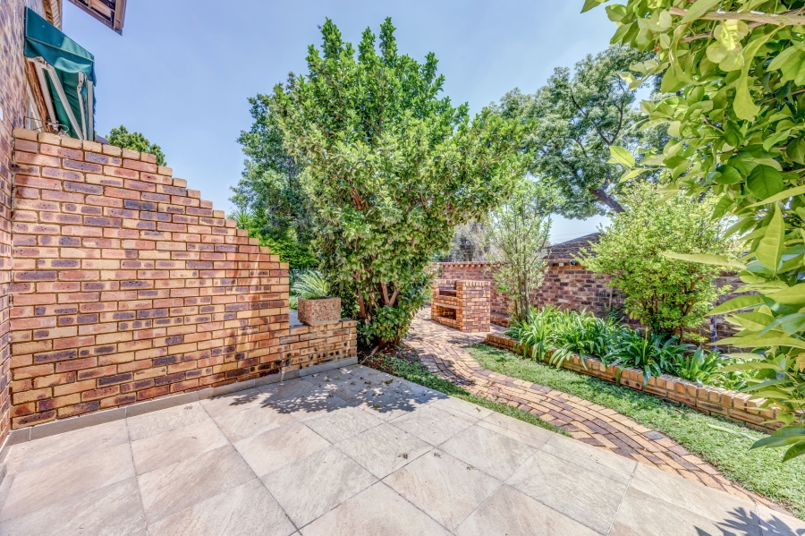 2 Bedroom Property for Sale in Fourways Gauteng