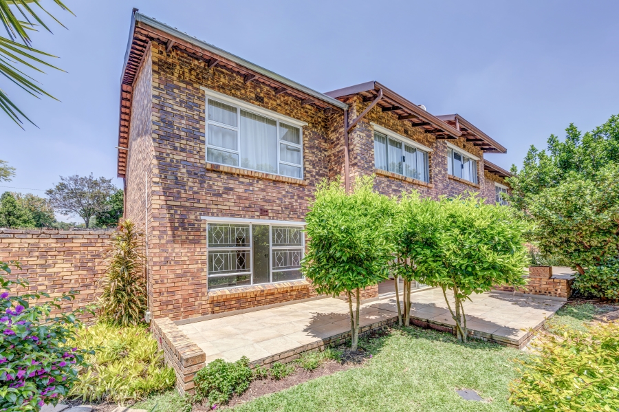 2 Bedroom Property for Sale in Fourways Gauteng