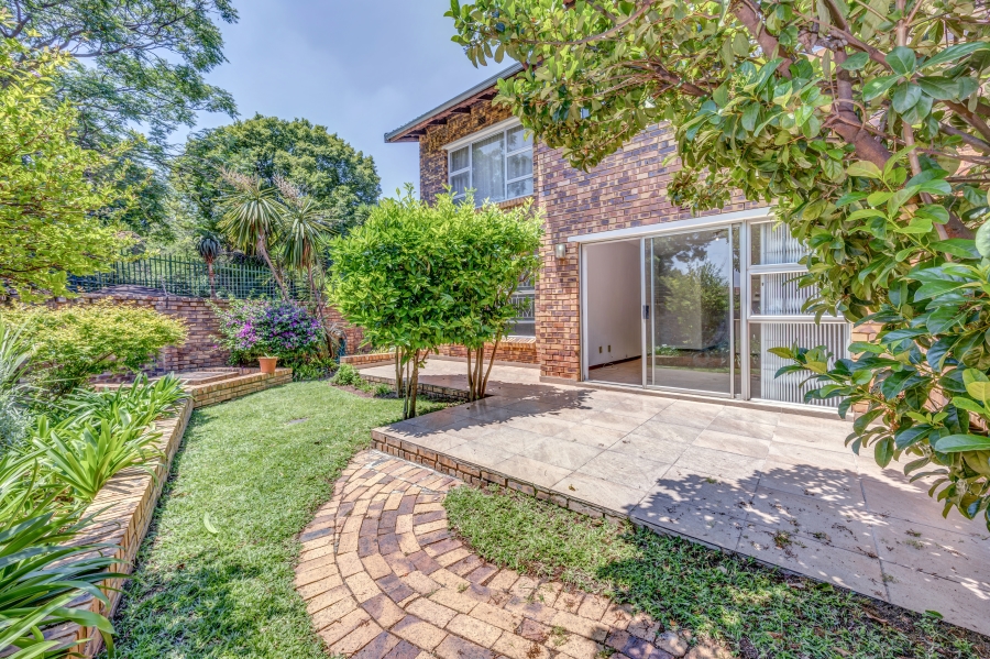 2 Bedroom Property for Sale in Fourways Gauteng