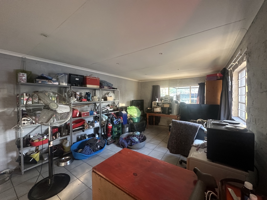 4 Bedroom Property for Sale in Deerness Gauteng