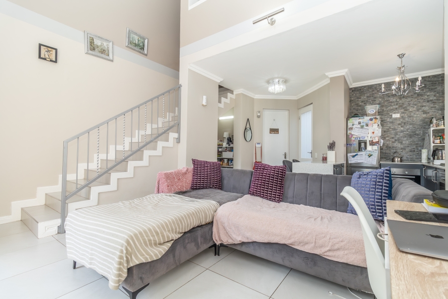 1 Bedroom Property for Sale in Bryanston Gauteng