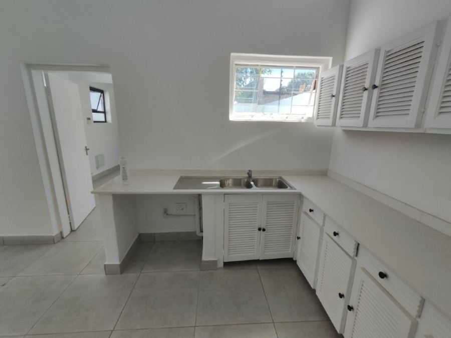 To Let 1 Bedroom Property for Rent in Highlands North Gauteng