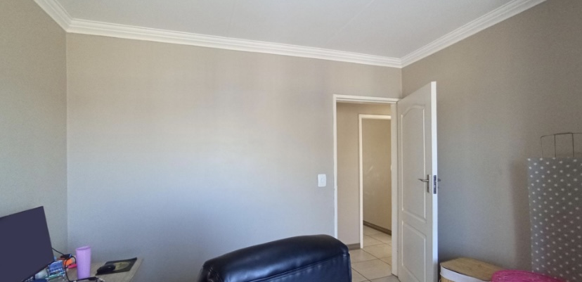 3 Bedroom Property for Sale in Amberfield Gauteng