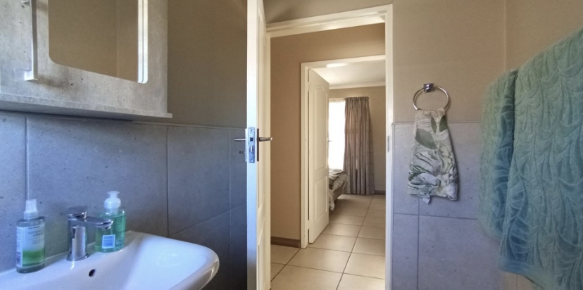 3 Bedroom Property for Sale in Amberfield Gauteng