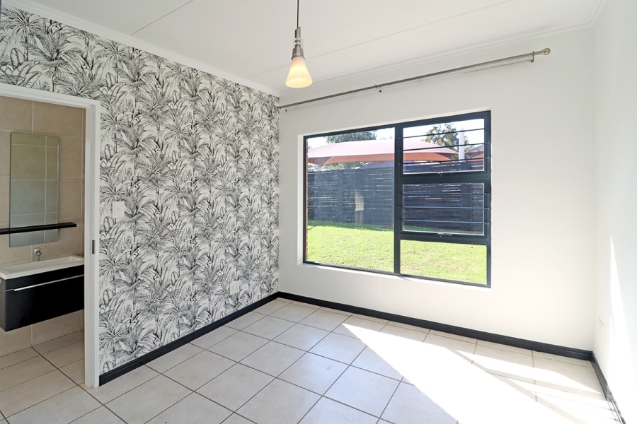 3 Bedroom Property for Sale in Greenstone Hill Gauteng