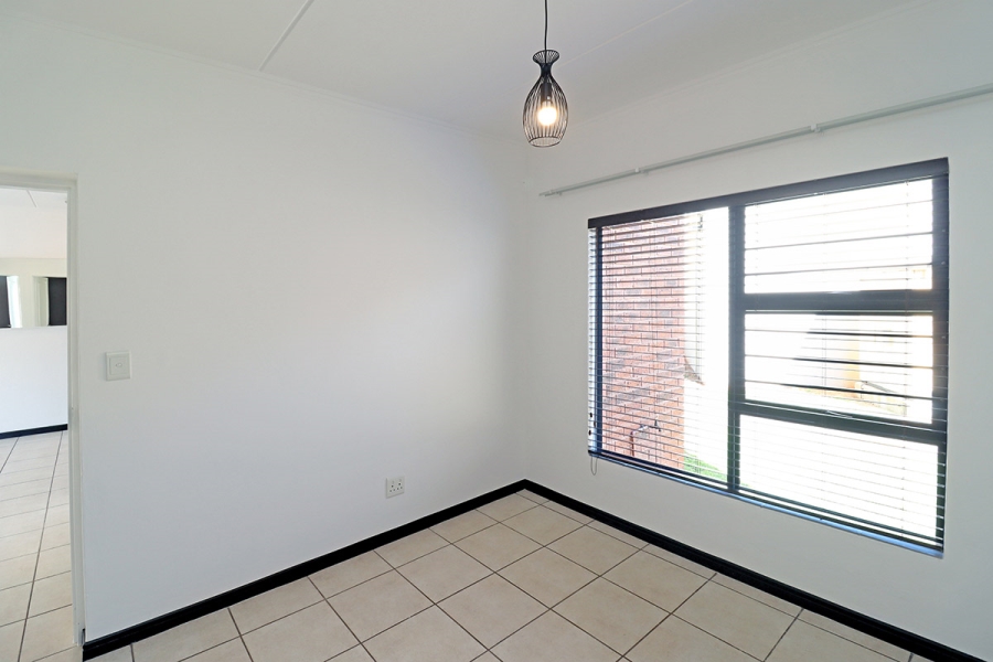 3 Bedroom Property for Sale in Greenstone Hill Gauteng