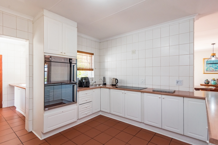 3 Bedroom Property for Sale in Magaliessig Gauteng