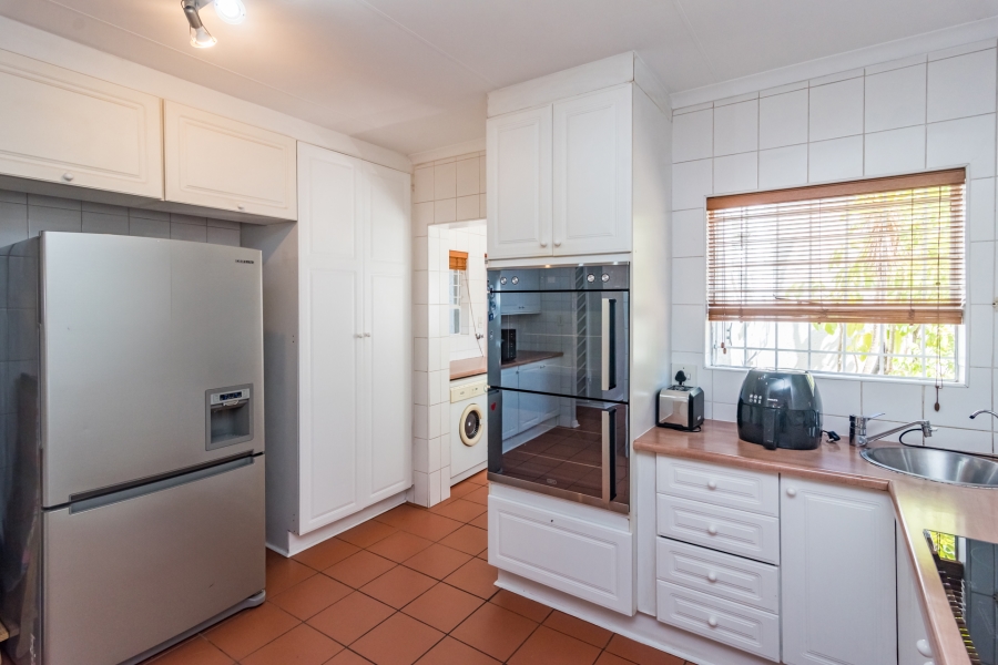 3 Bedroom Property for Sale in Magaliessig Gauteng