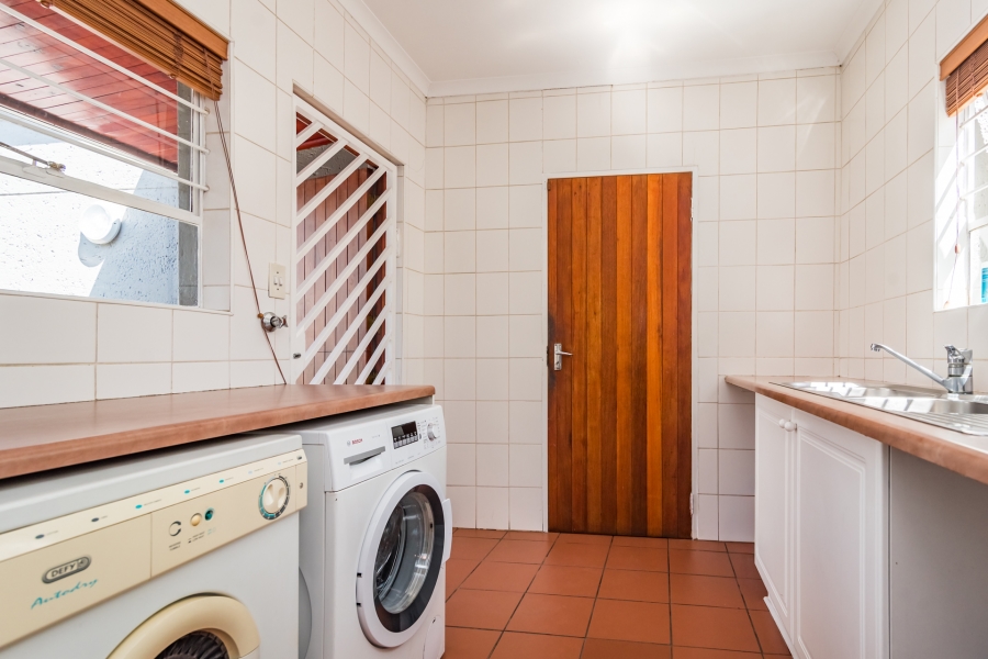 3 Bedroom Property for Sale in Magaliessig Gauteng