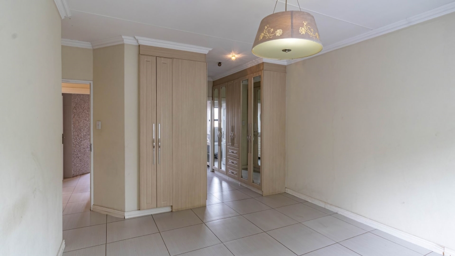3 Bedroom Property for Sale in Raceview Gauteng