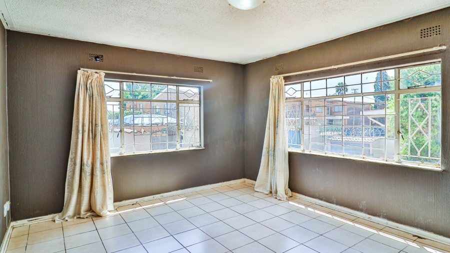 2 Bedroom Property for Sale in Turffontein Gauteng