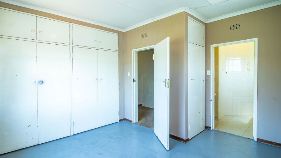 2 Bedroom Property for Sale in Turffontein Gauteng