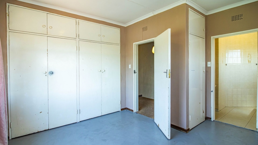 2 Bedroom Property for Sale in Turffontein Gauteng