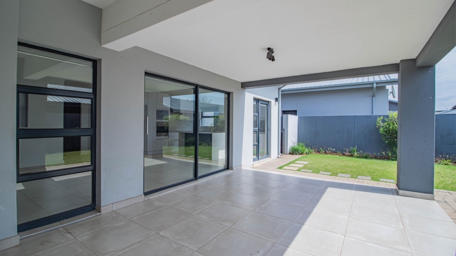 3 Bedroom Property for Sale in Eye of Africa Gauteng