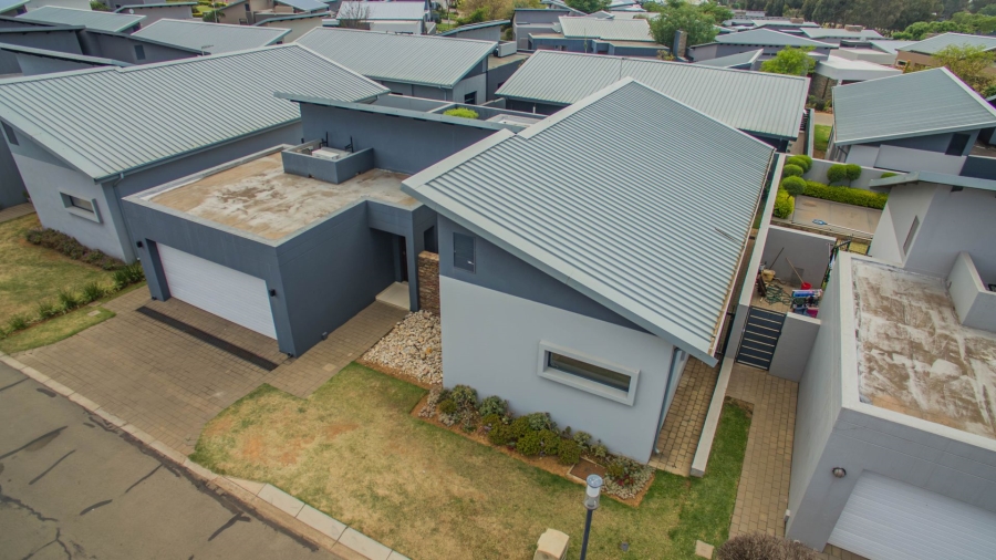 3 Bedroom Property for Sale in Eye of Africa Gauteng