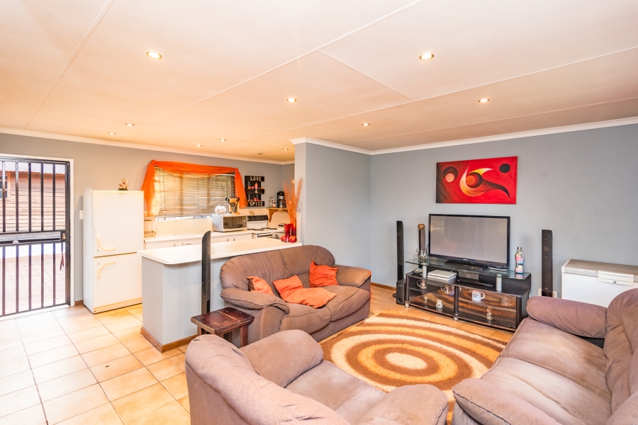 3 Bedroom Property for Sale in Strubensvallei Gauteng