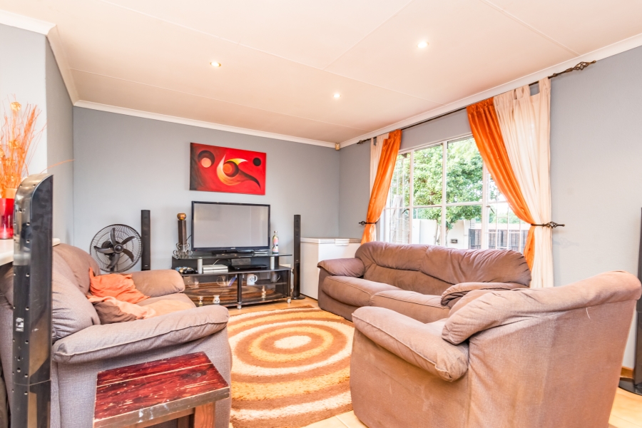 3 Bedroom Property for Sale in Strubensvallei Gauteng