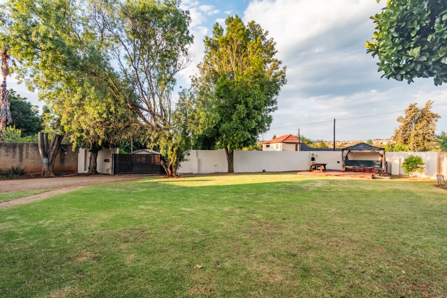 3 Bedroom Property for Sale in Strubensvallei Gauteng
