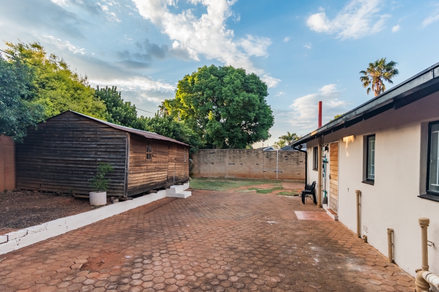 3 Bedroom Property for Sale in Strubensvallei Gauteng