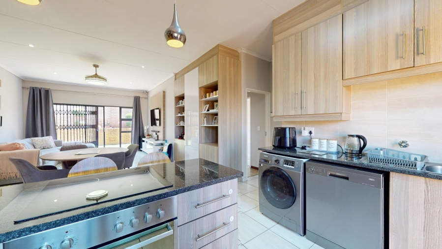 2 Bedroom Property for Sale in Union Gauteng