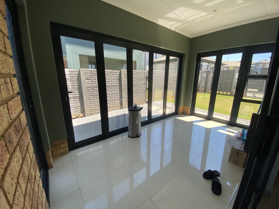 4 Bedroom Property for Sale in Lotus Gardens Gauteng