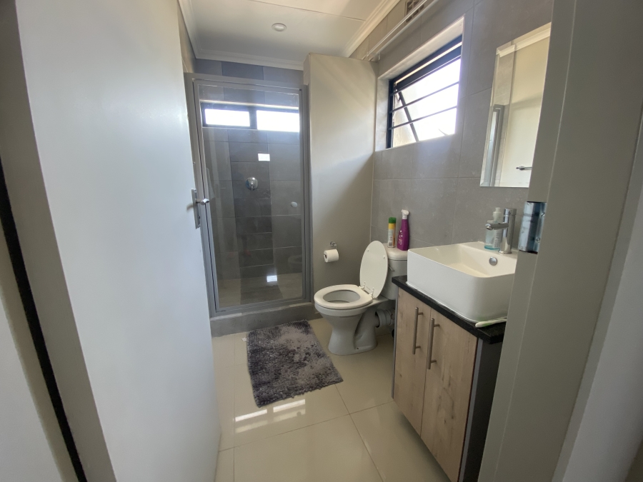 4 Bedroom Property for Sale in Lotus Gardens Gauteng
