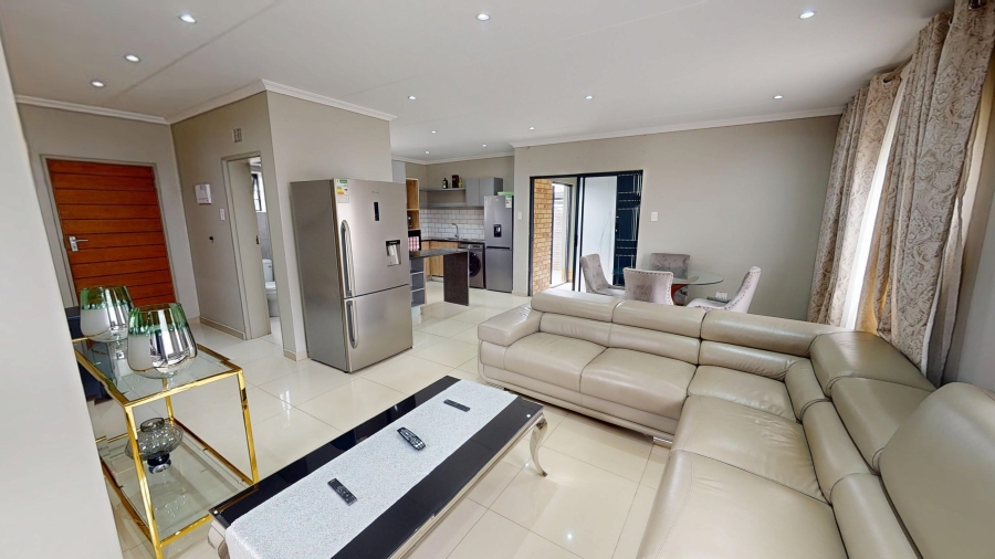 4 Bedroom Property for Sale in Lotus Gardens Gauteng