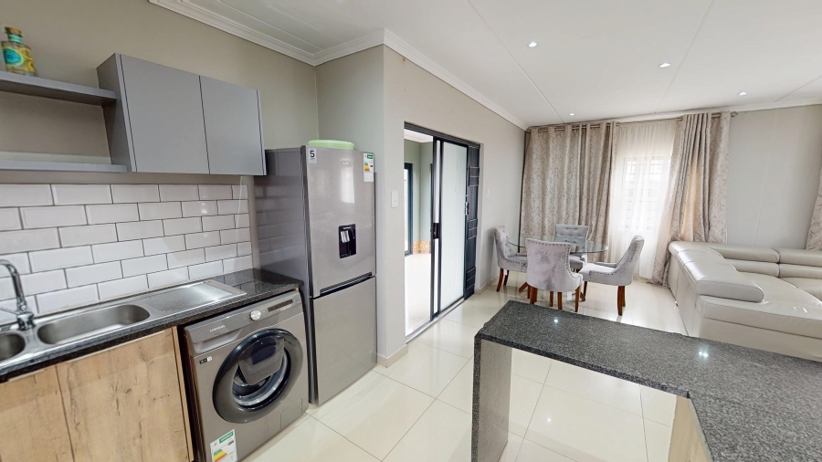 4 Bedroom Property for Sale in Lotus Gardens Gauteng