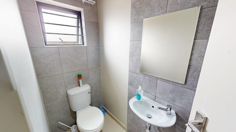 4 Bedroom Property for Sale in Lotus Gardens Gauteng