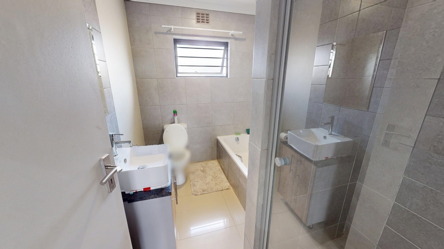 4 Bedroom Property for Sale in Lotus Gardens Gauteng