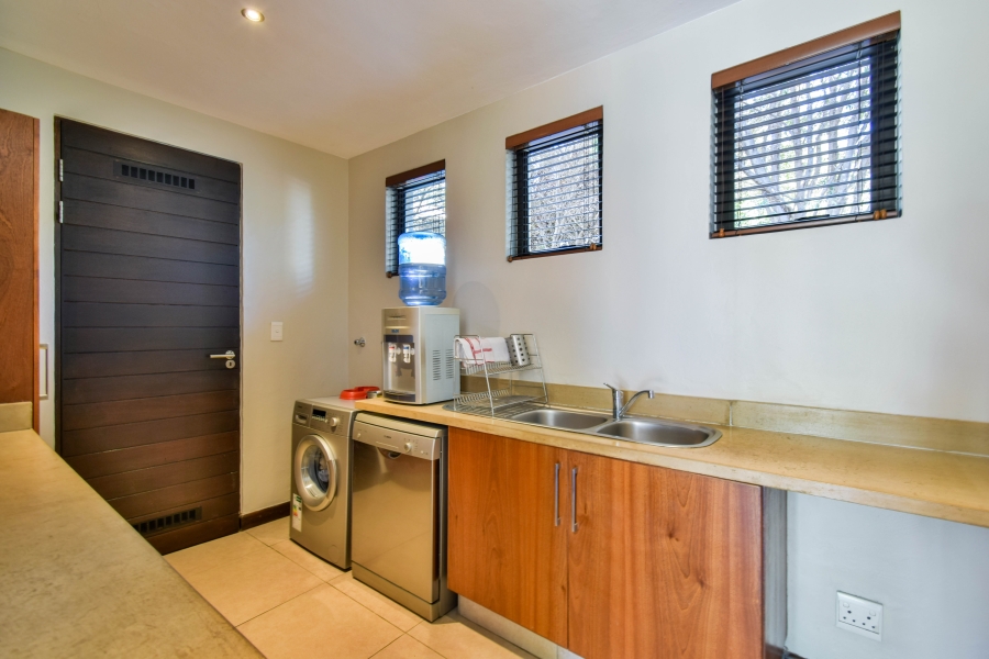 4 Bedroom Property for Sale in Midstream Estate Gauteng