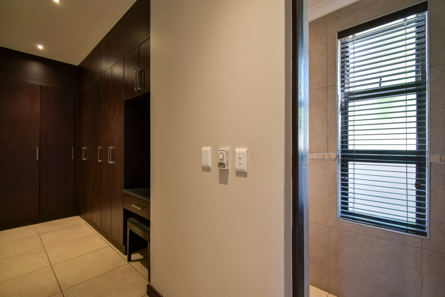 4 Bedroom Property for Sale in Midstream Estate Gauteng