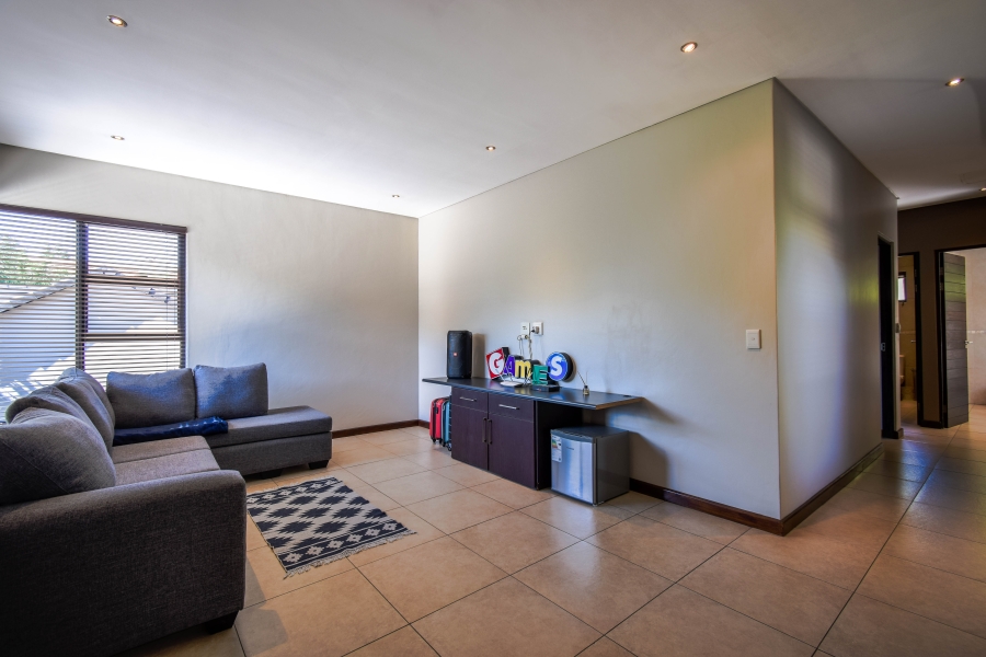 4 Bedroom Property for Sale in Midstream Estate Gauteng