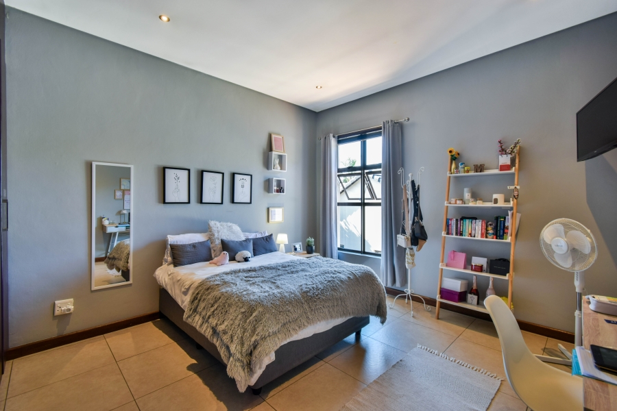 4 Bedroom Property for Sale in Midstream Estate Gauteng