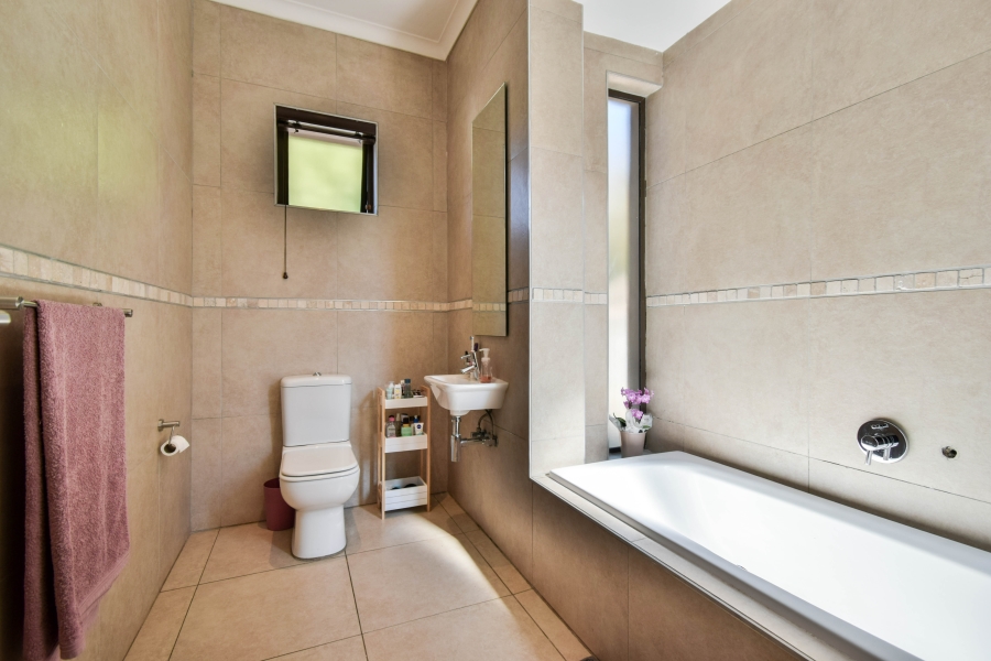 4 Bedroom Property for Sale in Midstream Estate Gauteng