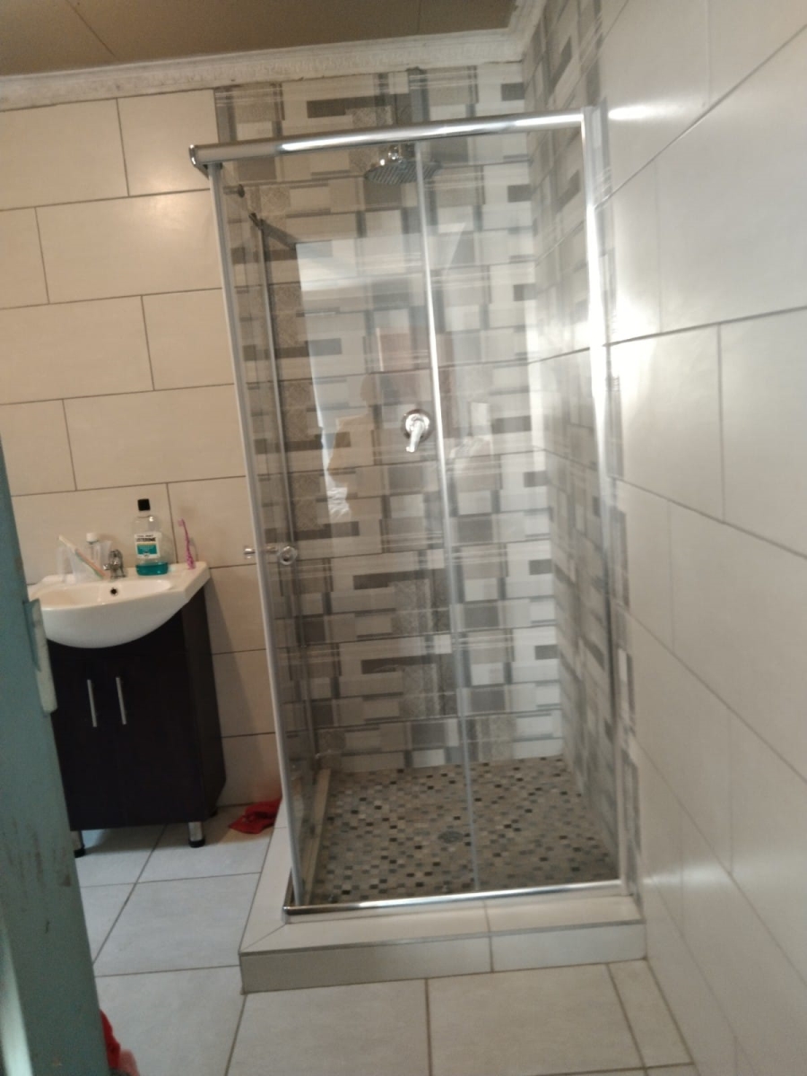 To Let 3 Bedroom Property for Rent in Kwenele Gauteng