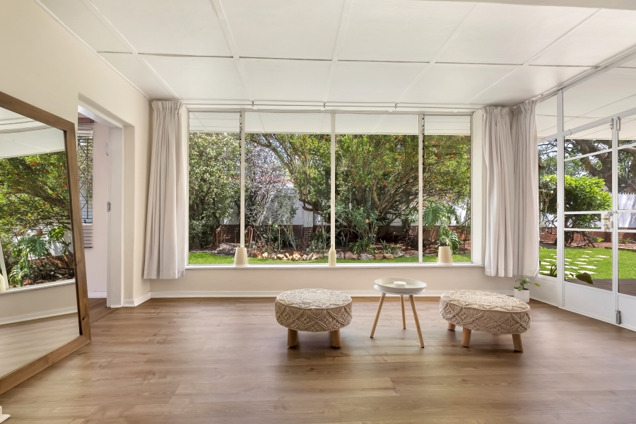 3 Bedroom Property for Sale in Greenside Gauteng