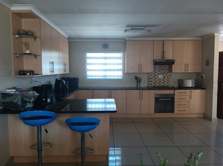 3 Bedroom Property for Sale in Eldorette Gauteng