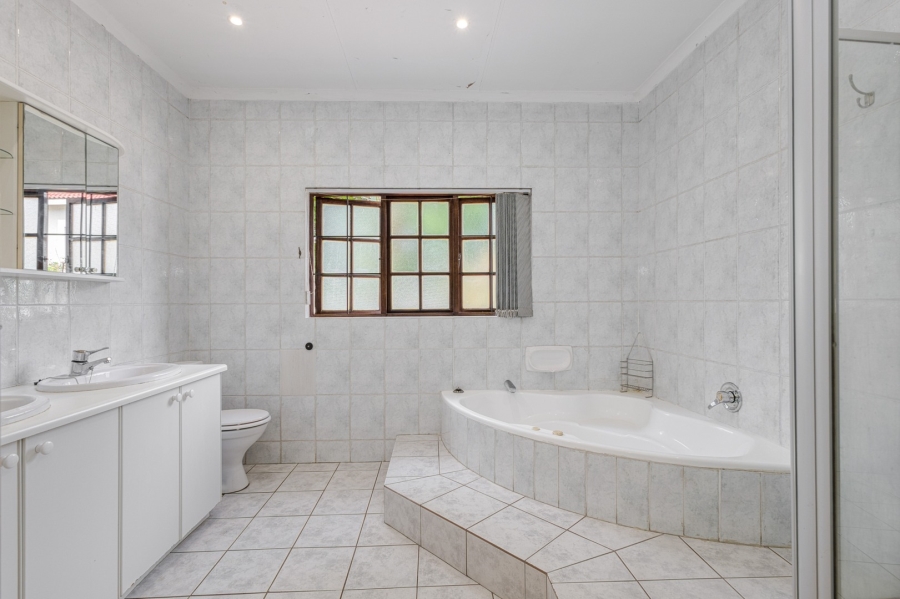 4 Bedroom Property for Sale in Craigavon Gauteng