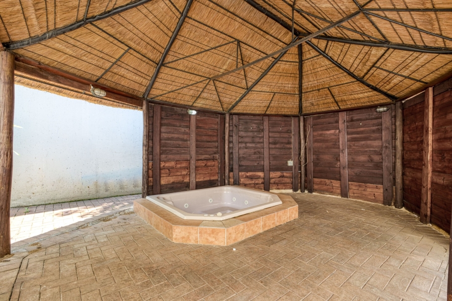 4 Bedroom Property for Sale in Craigavon Gauteng