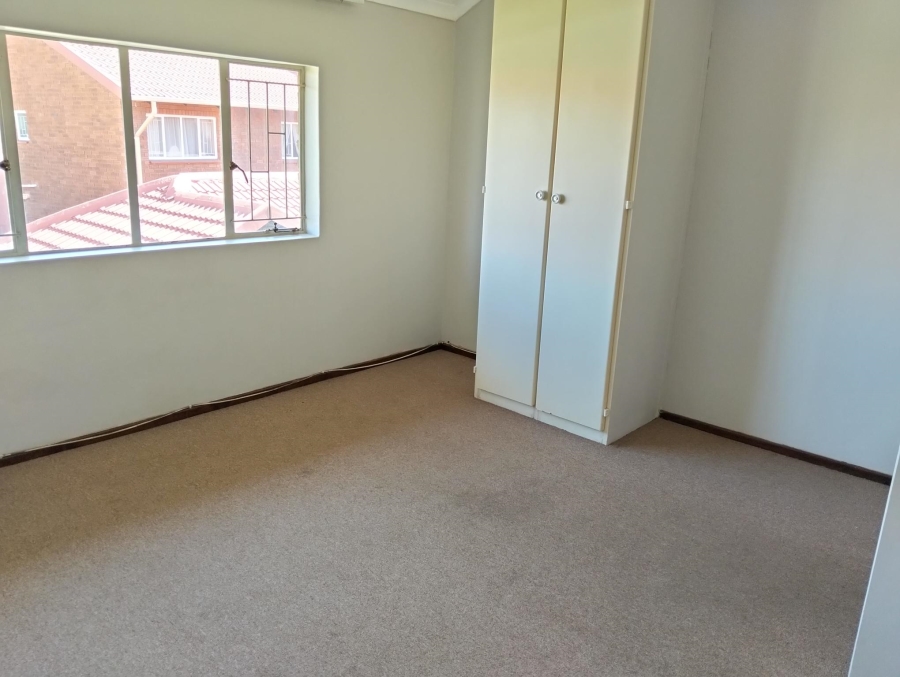 3 Bedroom Property for Sale in Garsfontein Gauteng