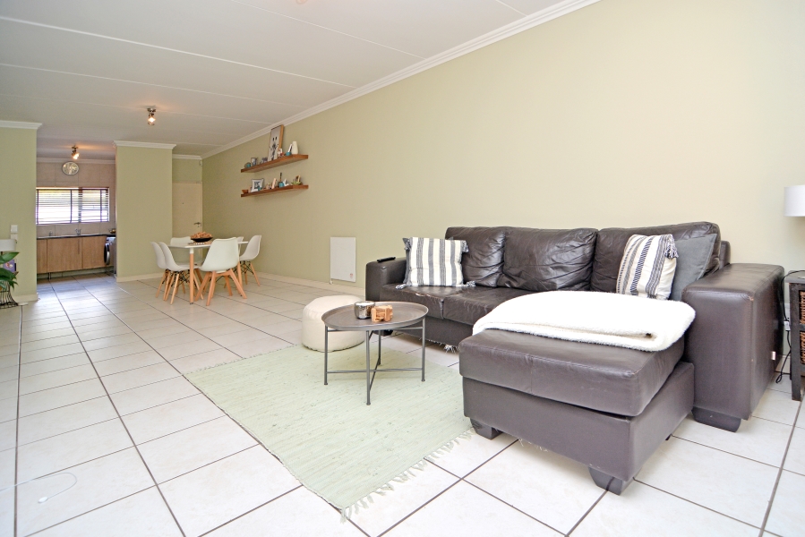 2 Bedroom Property for Sale in Morningside Gauteng