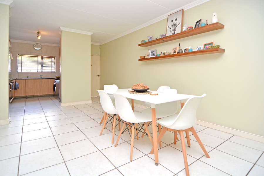 2 Bedroom Property for Sale in Morningside Gauteng