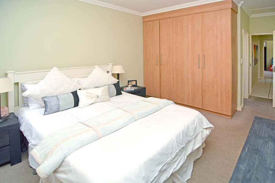 2 Bedroom Property for Sale in Morningside Gauteng