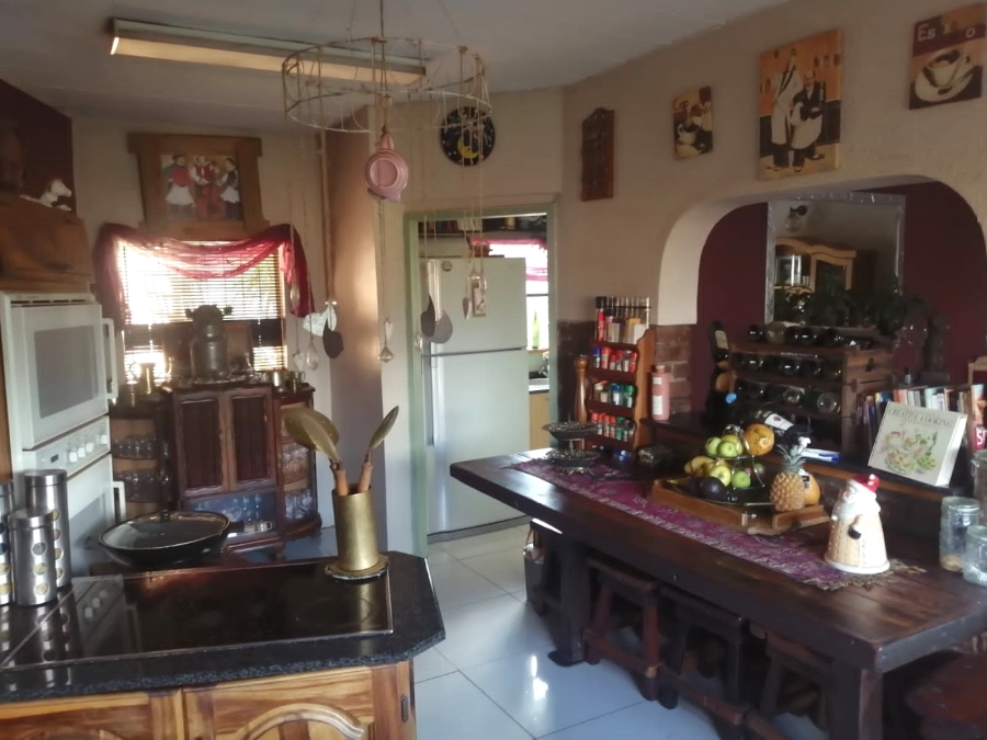 5 Bedroom Property for Sale in Dersley Gauteng
