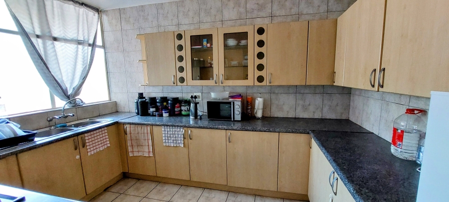 2 Bedroom Property for Sale in Three Rivers Proper Gauteng
