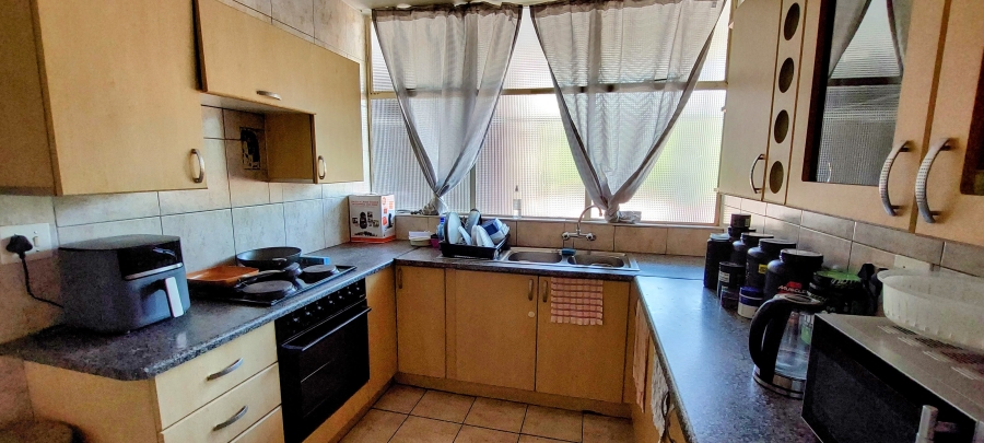 2 Bedroom Property for Sale in Three Rivers Proper Gauteng