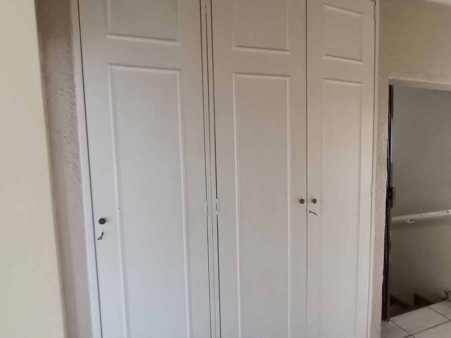 3 Bedroom Property for Sale in Brackenhurst Gauteng