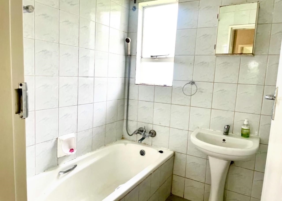 3 Bedroom Property for Sale in Peacehaven Gauteng