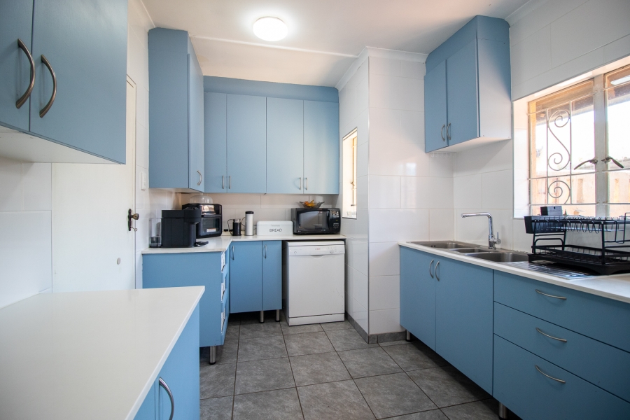 4 Bedroom Property for Sale in Randhart Gauteng